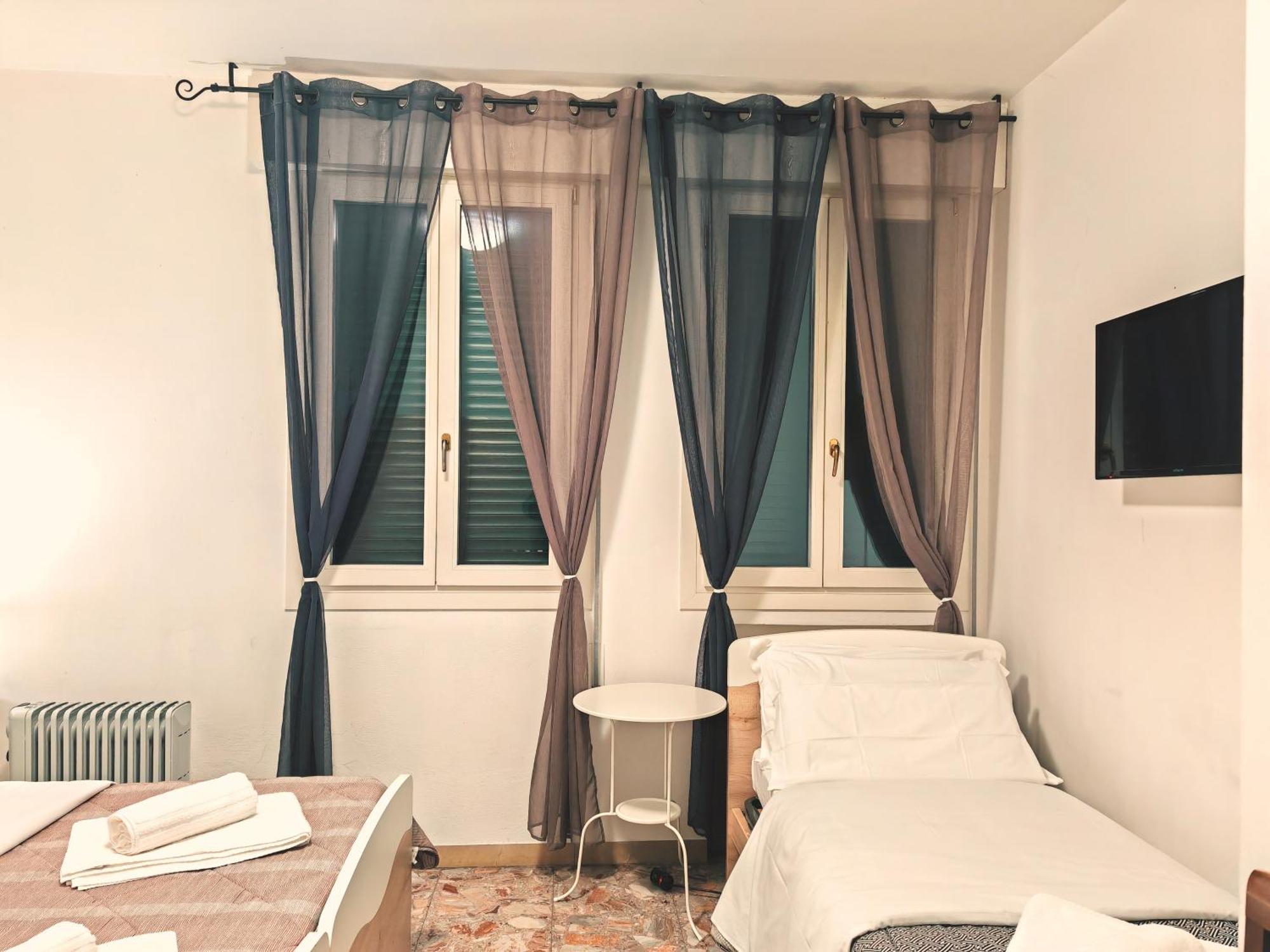 Goldmine Guest House 1 Veneza Quarto foto